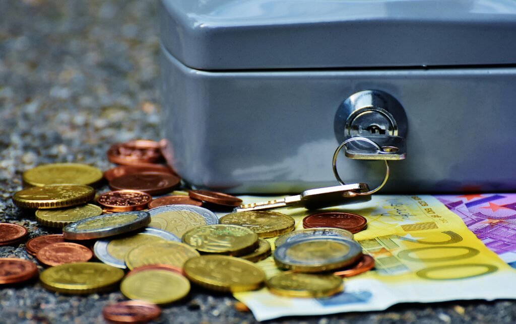 7 Inexpensive Ways to Save Money in the Long Run