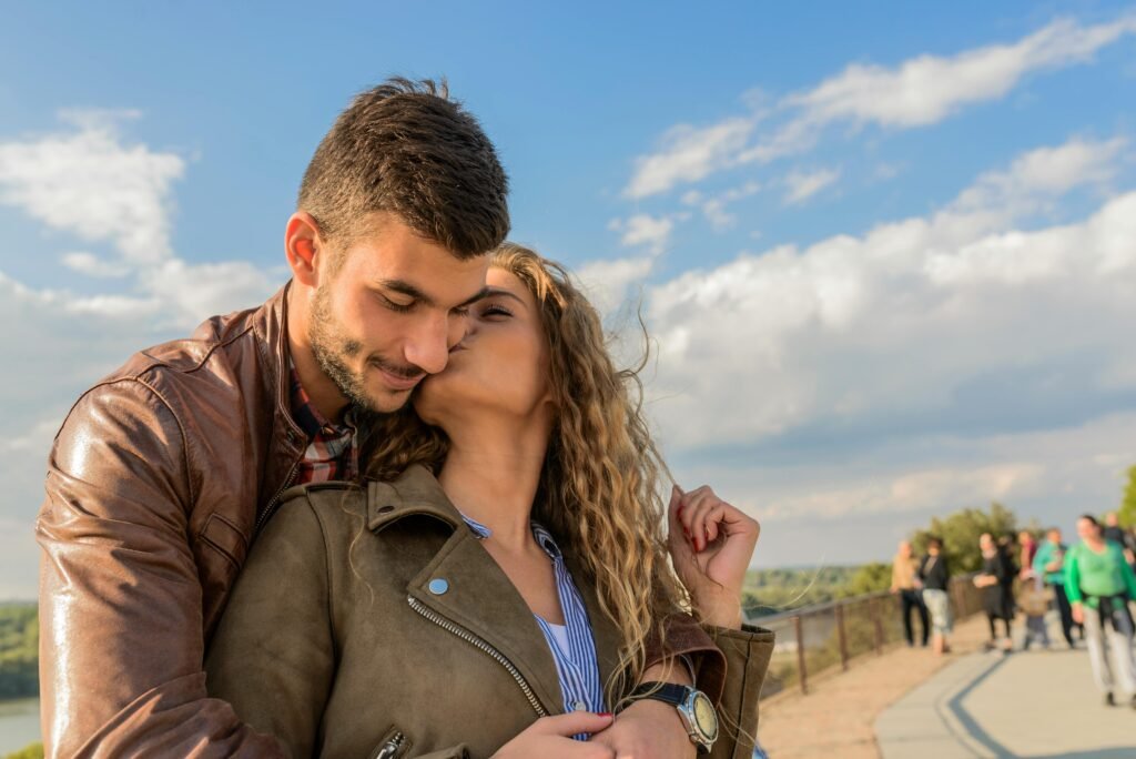 10 Qualities That Impress Women Beyond Money, Fame, and Luxury: What Truly Wins Hearts