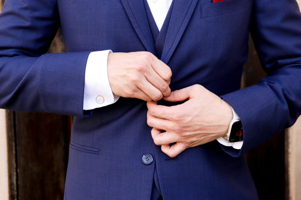How Dressing for Success Shapes Leadership in 2025