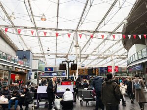 London Vs Manchester- Compare Tech workers, Salaries and How to Secure the Jobs